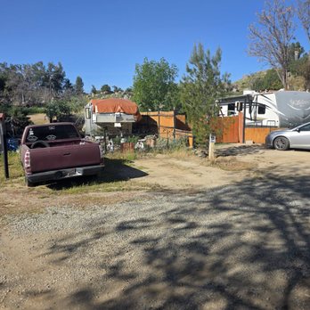 Palm View Rv Park & Campground - Broken down Vehicles. - RV Parks Near Me - Perris, California Palm View Rv Park & Campground - Broken down Vehicles. - RV Parks Near Me - Perris, California