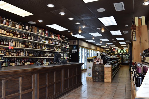 Andersonville Wine & Spirits by null