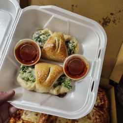 Focaccia 14th Ave - Spinach stromboli