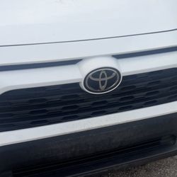 Hertz Rent A Car - Toyota RAV4 (not sure what year)