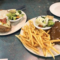 Stateline Saloon