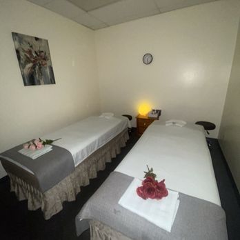 Tropical Massage - couple massage - Massage Therapy Near Me - Round Rock, Texas Tropical Massage - couple massage - Massage Therapy Near Me - Round Rock, Texas