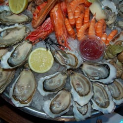 Cellerier Ecailler "Chez Georges" - Une partie du plateau de Fruits de mer