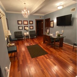 Joseph M Pober, MD, FACS - At 975 Park Avenue, you'll be warmly welcomed as Dr. Pober helps you achieve your aesthetic goals through expert surgery and non-surg filler
