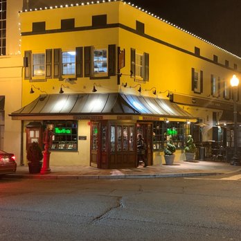 Martin's Tavern - Historical corner - Breakfast & Brunch Near Me - Washington, DC, District of Columbia