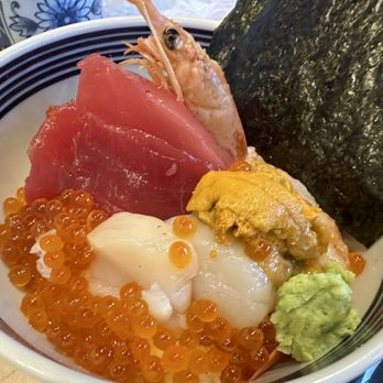 Totoya - Sushi Bars Near Me - Honolulu, Hawaii Totoya - Sushi Bars Near Me - Honolulu, Hawaii