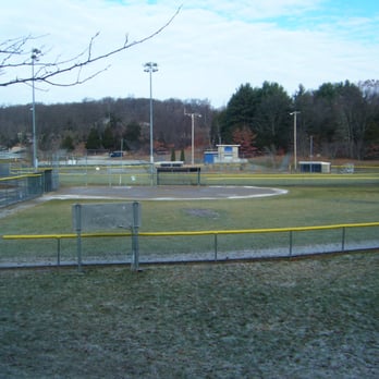Johnston Memorial Park - Nice baseball field - Parks Near Me - Johnston, Rhode Island