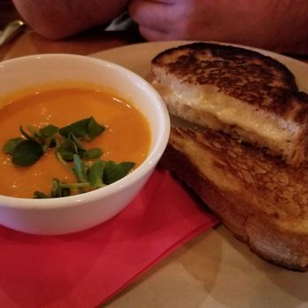 Fable Kitchen - Tomato soup and grilled cheese - Canadian (New) Near Me - Vancouver, British Columbia