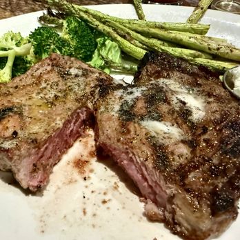 BJ's Restaurant & Brewhouse - New American Near Me - Katy, Texas