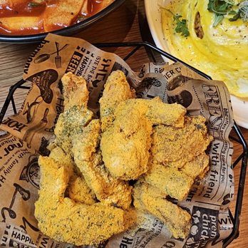 BHC Chicken Toronto - Chicken Wings Near Me - Toronto, Ontario