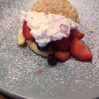 Barnes & Noble Kitchen - The Scarlett Letter shortcake was one of the best desserts we've ever had! - New American Near Me - Folsom, California