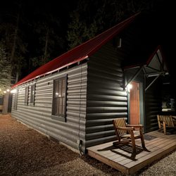 Yellowstone Cabins and Rv Park