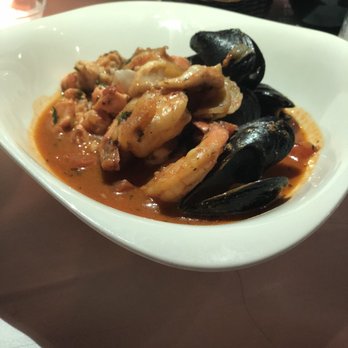 Estiatorio Volos - Seafood Near Me - Toronto, Ontario Estiatorio Volos - Seafood Near Me - Toronto, Ontario