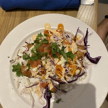 Mama Tigre - Appetizer: chicken & cheese taqueria - Mexican Near Me - Oakton, Virginia