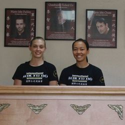 Richard Lee's East West Kung Fu - Black belt school managers. Let us Help you with Self Defense, Tai Chi, Kung Fu and Martial Arts!