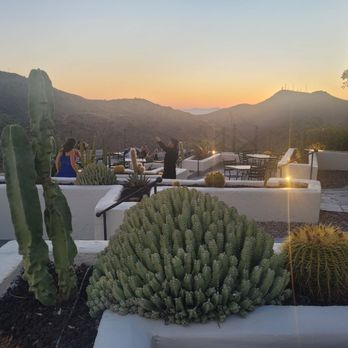 Different Pointe of View - Spectacular views - New American Near Me - Phoenix, Arizona Different Pointe of View - Spectacular views - New American Near Me - Phoenix, Arizona
