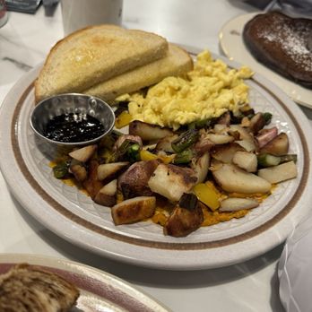 Toad in the Hole - Breakfast & Brunch Near Me - Eagle River, Wisconsin