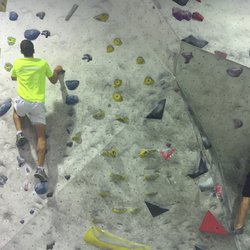 9 Degrees Indoor Climbing Gym