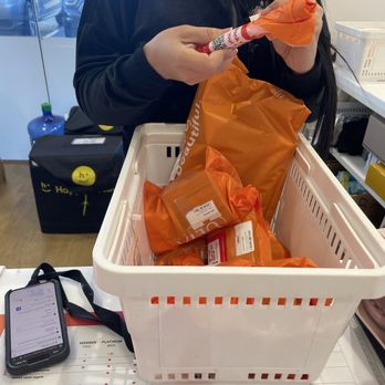 Ulta Beauty - Finding my online order. - Cosmetics & Beauty Supply Near Me - Long Beach, California