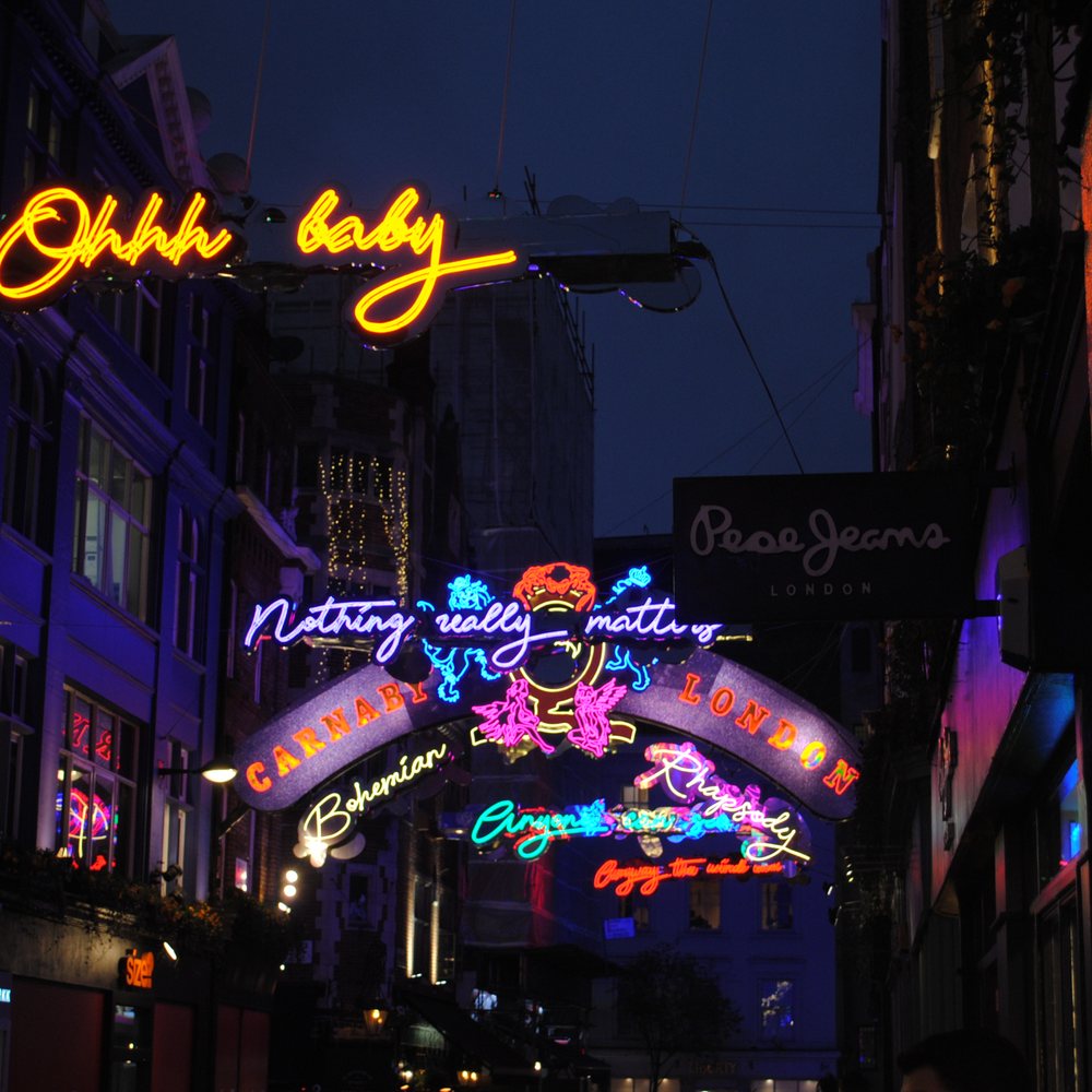 Carnaby Street - Shopping Centers Near Me - London, XGL Carnaby Street - Shopping Centers Near Me - London, XGL