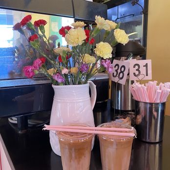 Crepes de Paris - French Iced Cafe - Breakfast & Brunch Near Me - Pasadena, California Crepes de Paris - French Iced Cafe - Breakfast & Brunch Near Me - Pasadena, California