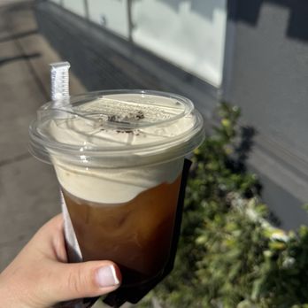 Maru Coffee - Coffee & Tea Near Me - Los Angeles, California Maru Coffee - Coffee & Tea Near Me - Los Angeles, California