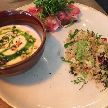 La Esquina - Soup w hazelnuts , roast beef Sammy, quinoa - Mediterranean Near Me - Barcelona, B