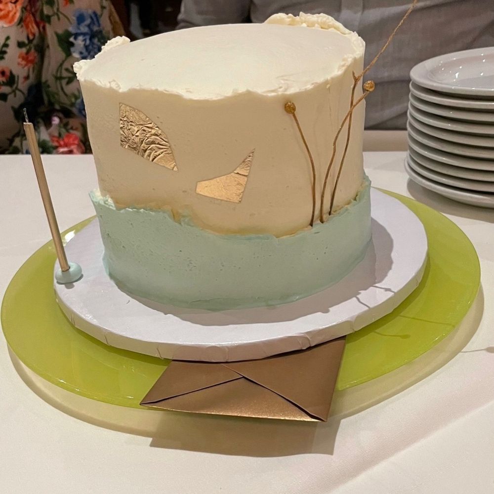 Zibatreats Cakes - Birthday cake with chocolate filling - Custom Cakes Near Me - Menlo Park, California Zibatreats Cakes - Birthday cake with chocolate filling - Custom Cakes Near Me - Menlo Park, California