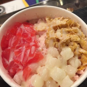 The Block - Strawberry Sno with mochi, jelly and cereal - Asian Fusion Near Me - Annandale, Virginia