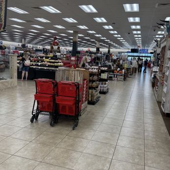 Buc-ee's - Gas Stations Near Me - Daytona Beach, Florida