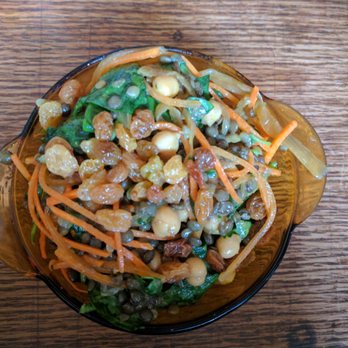 Café Parvis - Lentil salad - Pizza Near Me - Montreal, Quebec
