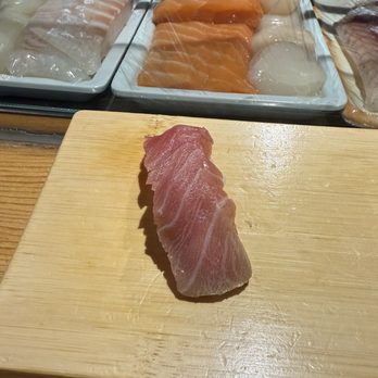 Sushi Yotsuya - Tuna - Sushi Bars Near Me - Tarzana, California Sushi Yotsuya - Tuna - Sushi Bars Near Me - Tarzana, California