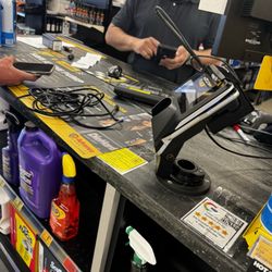 Pep Boys - Horrible worker