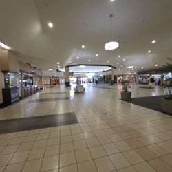 The Commons at Federal Way - Wide open spaces