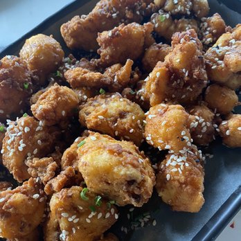 Brick & Brew - Cauliflower - Pizza Near Me - Havertown, Pennsylvania
