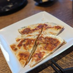 Green Onion Pancake (1) Ⓥ 葱油饼
