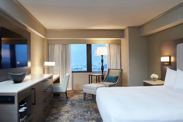 Hilton Anchorage by null