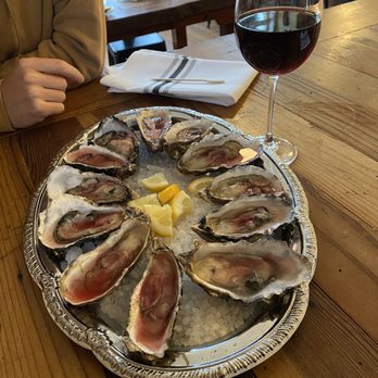 Humboldt Bay Provisions - Twelve oysters - Beer Bar Near Me - Eureka, California Humboldt Bay Provisions - Twelve oysters - Beer Bar Near Me - Eureka, California