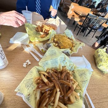 The Hat - Gravy Fries Chili Cheese Fries and Onion Rings - Burgers Near Me - Las Vegas, Nevada
