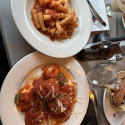 Rocco's Cucina & Bar