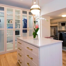 Closet City - Luxurious Women's Walk-In Dressing Room