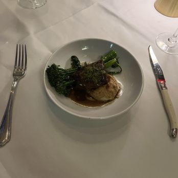 Criollo Restaurant - Braised Rib with Broccolini and mashed potatoes - New American Near Me - New Orleans, Louisiana Criollo Restaurant - Braised Rib with Broccolini and mashed potatoes - New American Near Me - New Orleans, Louisiana
