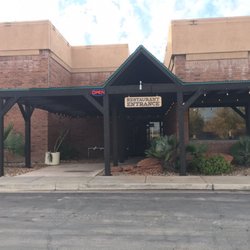 Green Iguana Mexican Restaurant - Front Entrance