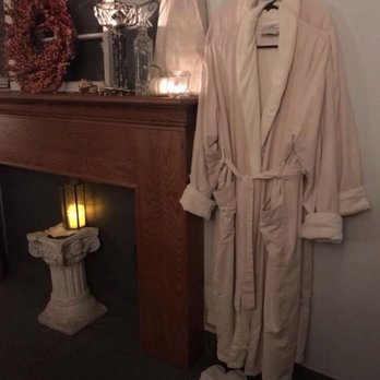 Gold Leaf Spa - Massage Therapy Near Me - Rochester, New York Gold Leaf Spa - Massage Therapy Near Me - Rochester, New York
