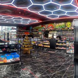 Dragon Land Smoke Shop