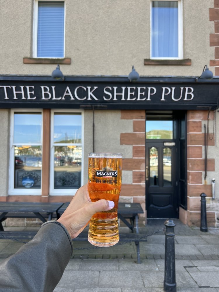THE BLACK SHEEP PUB 1 Kinloch Rd, Campbeltown, United Kingdom