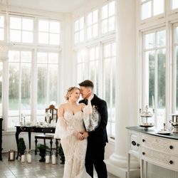 Lehmann Mansion - Sun room - photo by Corrina Nicole Photography