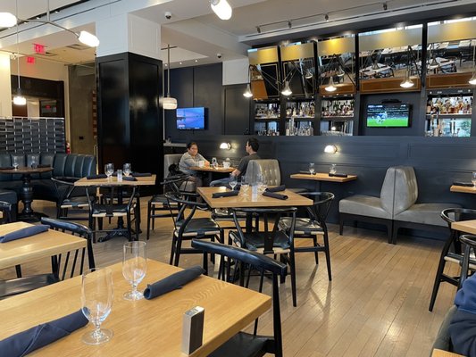 Artisan Bistro by null