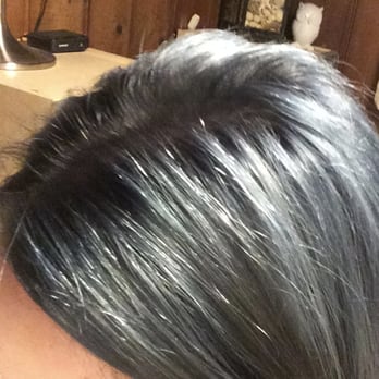 Twisted Scissors - Silver Hair? TRY BLUE ;( What a nightmare..... - Blow Dry/Out Services Near Me - Chicago, Illinois