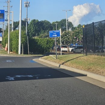 CLT Cell Phone Lot - Entrance - Parking Near Me - Charlotte, North Carolina CLT Cell Phone Lot - Entrance - Parking Near Me - Charlotte, North Carolina